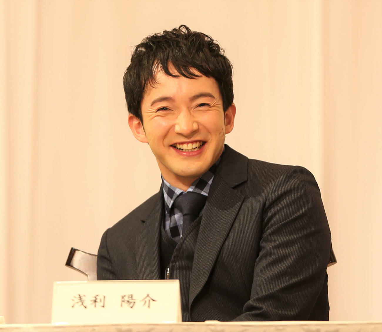 音楽劇「歌妖曲～中川大志之丞変化～」の製作発表で笑顔を見せる浅利陽介（撮影・星夏穂）