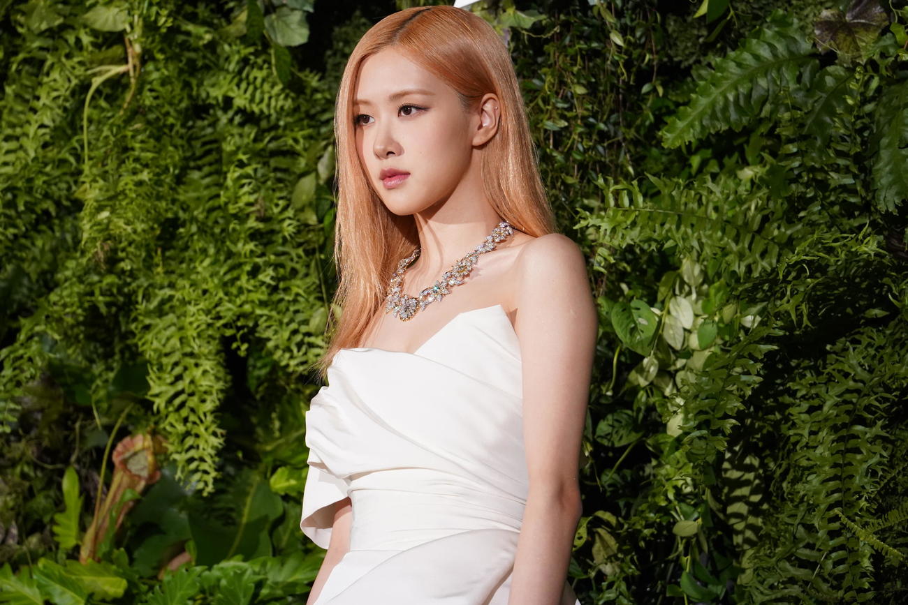 ティファニーの「ブルーブック2022：ボタニカ」のイベントに出席した、BLACKPINKのROSE（撮影・佐藤勝亮）