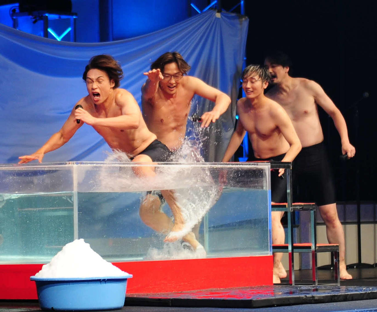 初めて熱湯風呂に入る白川裕二郎