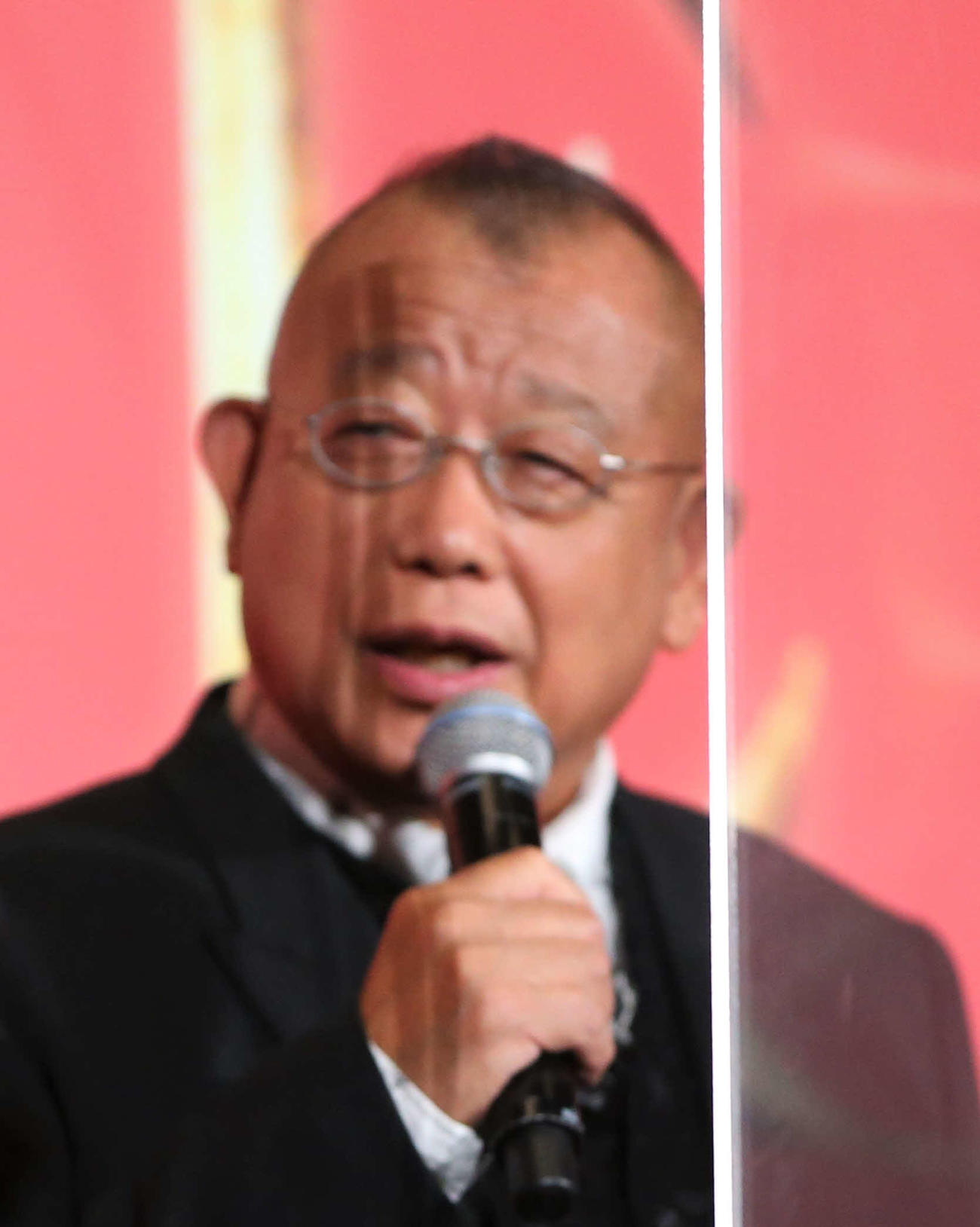 映画「七人の秘書THEMOVIE」の完成披露試写会、軽快なトークで会場を盛り上げた笑福亭鶴瓶（撮影・星夏穂）