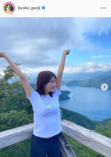 郡司恭子アナのインスタグラムより