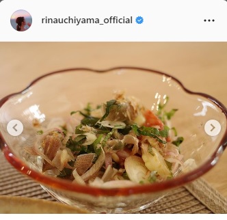 内山理名インスタグラムより