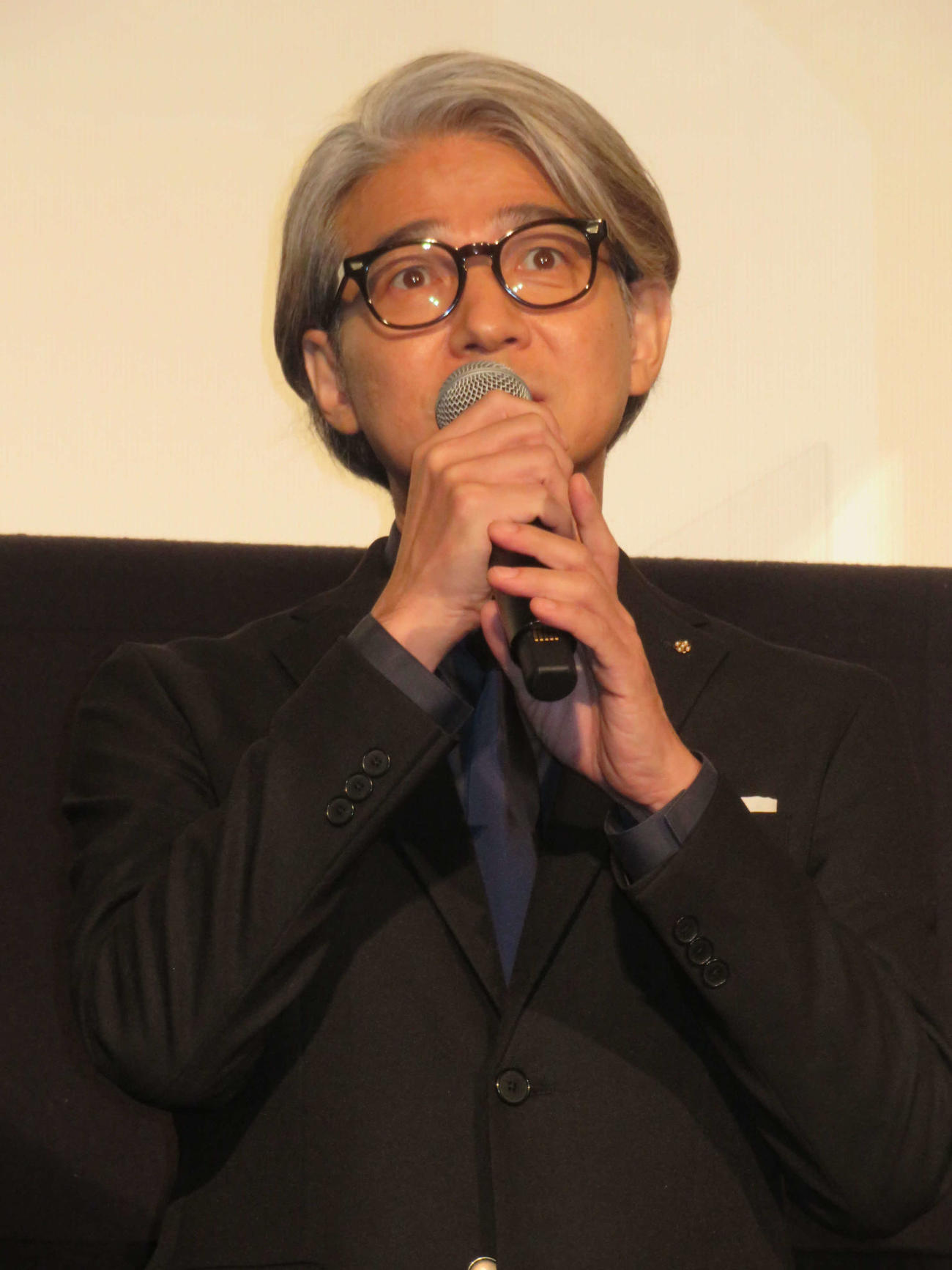 映画「川っぺりムコリッタ」公開記念舞台あいさつに登壇した吉岡秀隆（撮影・村上幸将）