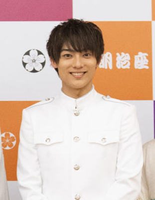 辰巳ゆうと＝2022年5月