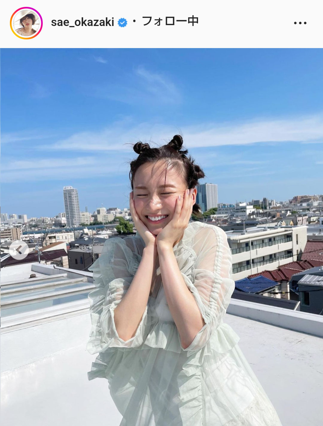 岡崎紗絵のインスタグラムより