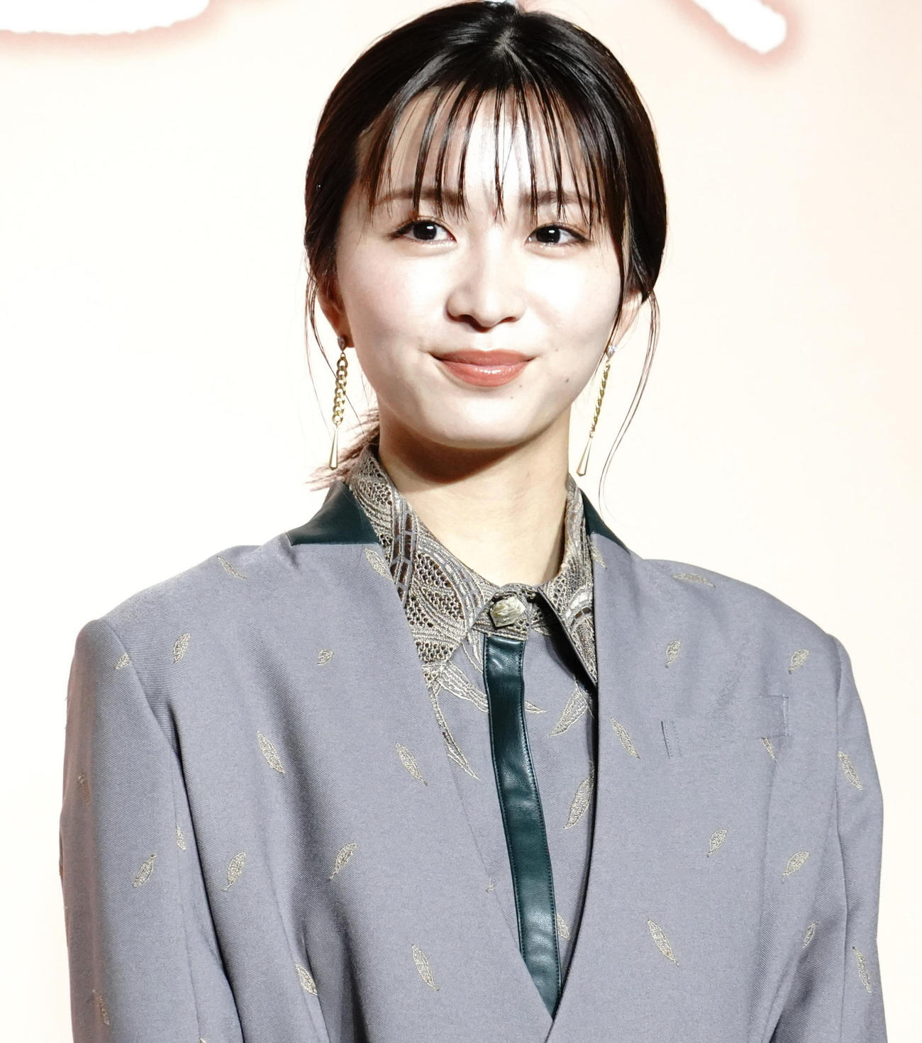 岡崎紗絵（2021年10月29日撮影）