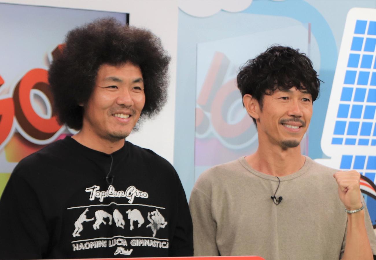BSよしもと「チーキーズ a GO GO」に出演しているトータルテンボス藤田憲右（左）と大村朋宏（撮影・藤塚大輔）