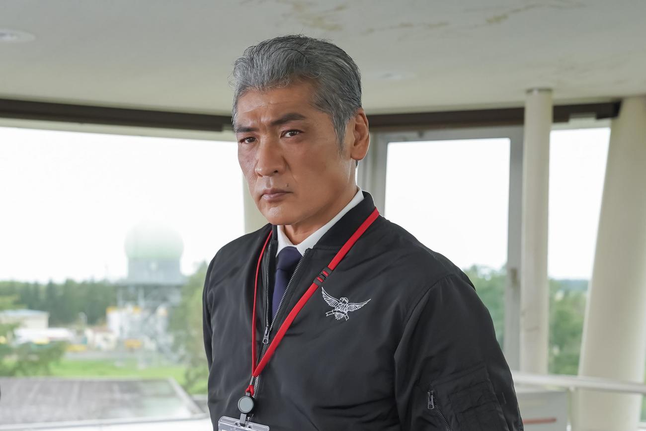 次期朝ドラ「舞いあがれ！」に航空学校の教官役で出演する吉川晃司