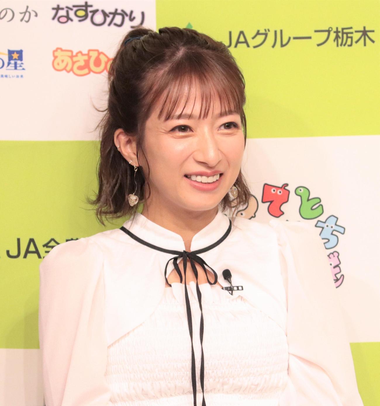 「栃木米アンバサダーお披露目会」にスペシャルゲストとして登場し笑顔を見せる辻希美（撮影・藤塚大輔）