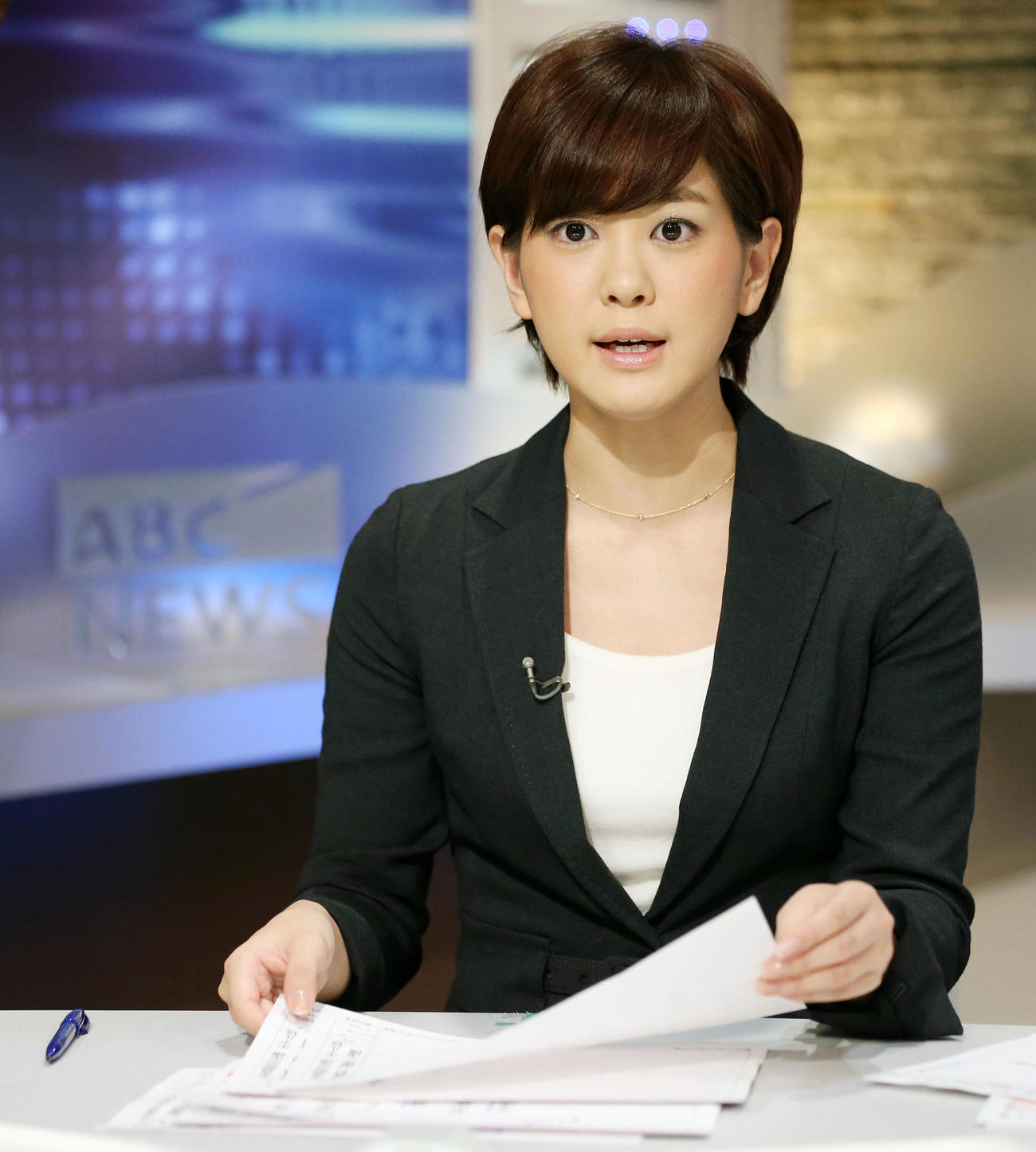 ABCの塚本麻里衣アナ＝2013年11月