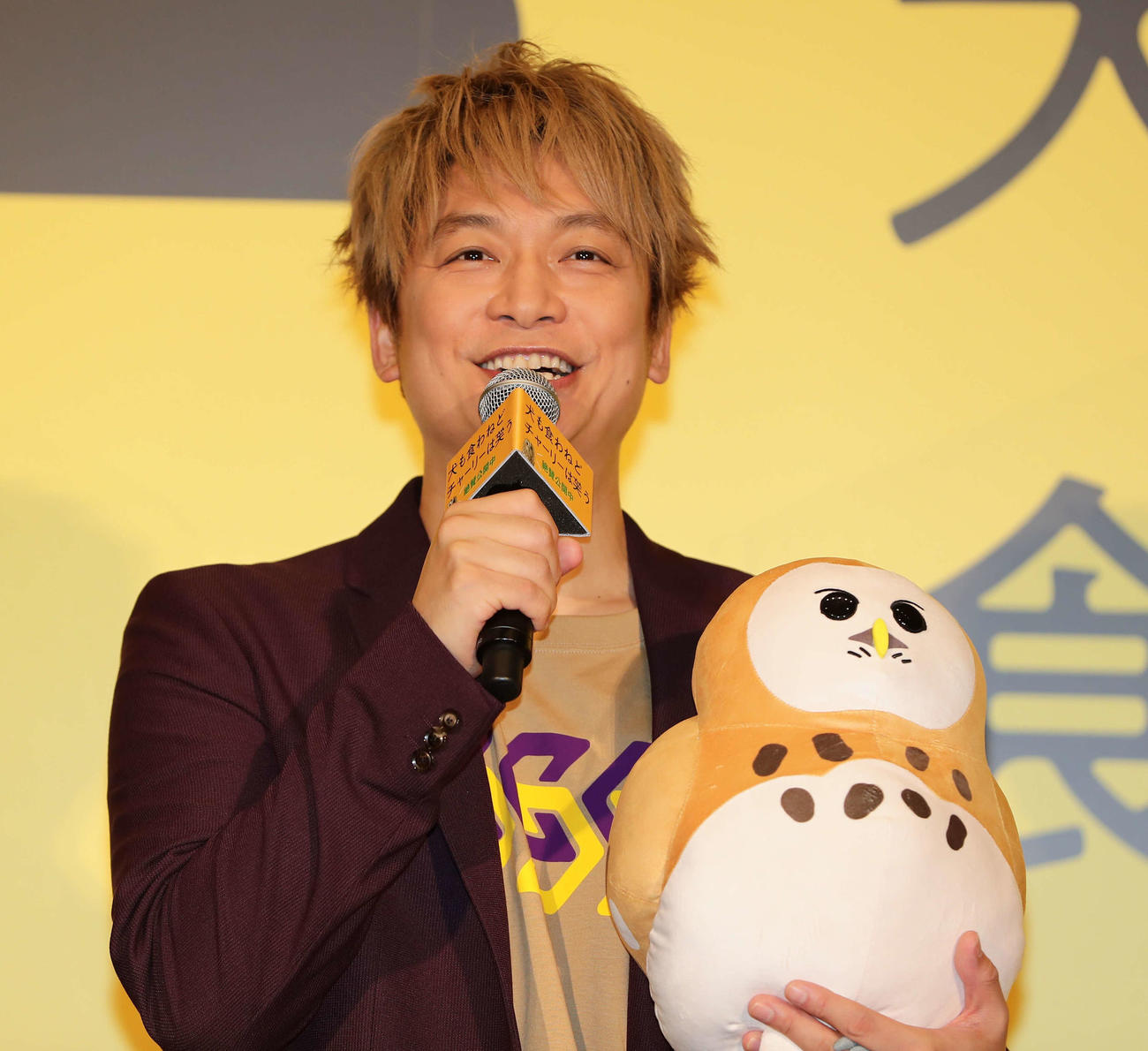 映画「犬も食わねどチャーリーは笑う」の公開記念舞台挨拶に出席した香取慎吾（撮影・星夏穂）