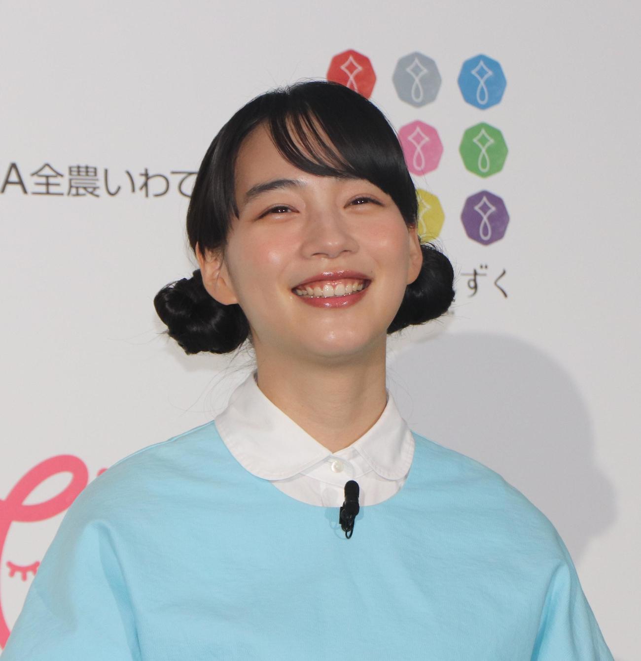 「2022『いわて純情米』新CM発表イベント」に登壇し笑顔を見せるのん（撮影・藤塚大輔）