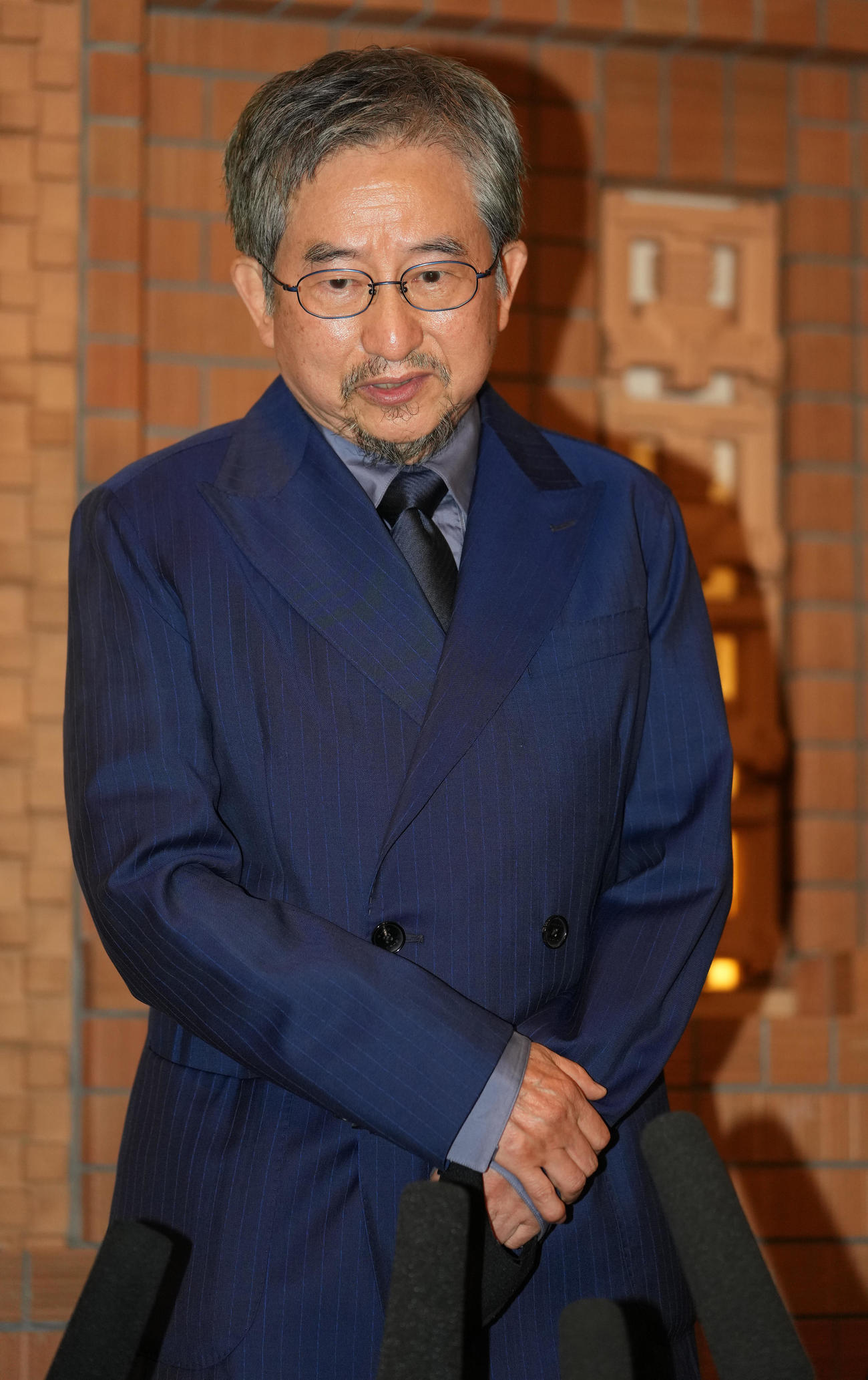 「劇画家さいとう・たかを　お別れの会」の後、囲み取材に応じる永井豪氏（撮影・鈴木みどり）