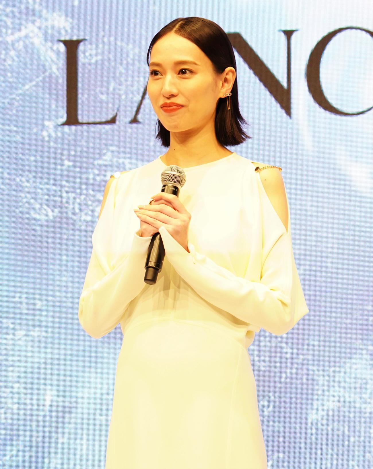 化粧品ブランド「ランコム」のPRイベントに出席した戸田恵梨香（撮影・佐藤成）