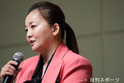 華原朋美（2021年10月撮影）