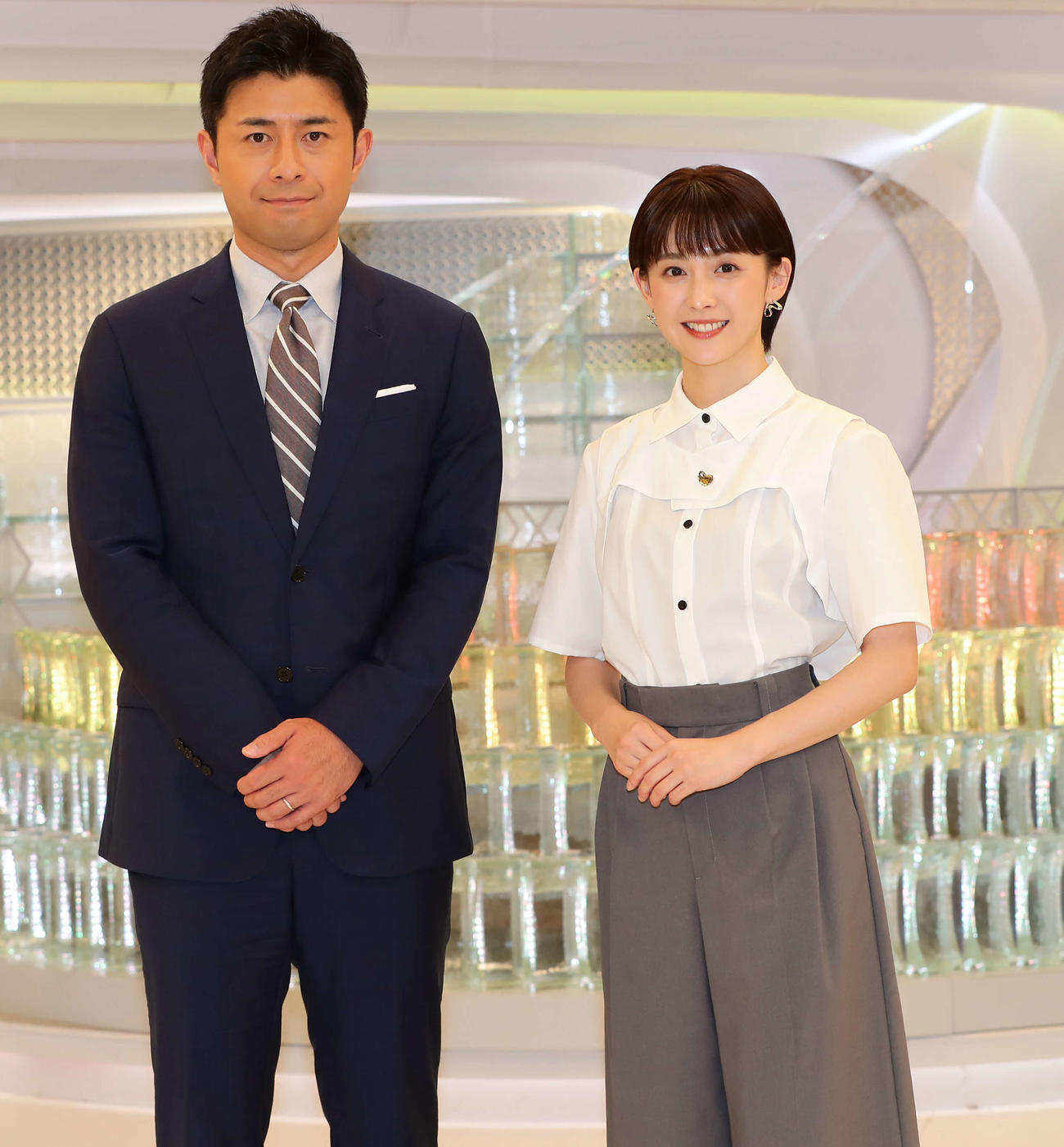 「Live News イット！」10月リニューアル取材会に登壇した、榎並大二郎アナウンサー（左）と宮司愛海アナウンサー（撮影・星夏穂）