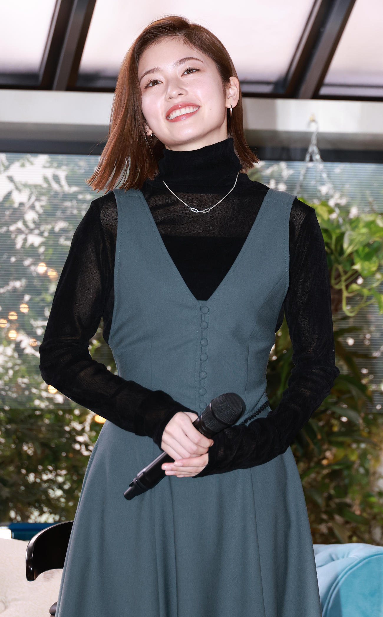 ドラマ「霊媒探偵・城塚翡翠」記者会見を行った小芝風花（撮影・中島郁夫）