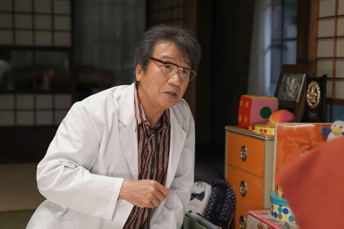 NHK連続テレビ小説「舞いあがれ！」で医師の谷久也を演じる前川清