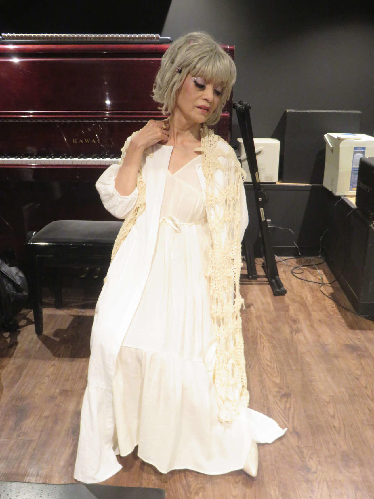 50年ぶりに人魚姫を演じるフラワー・メグ