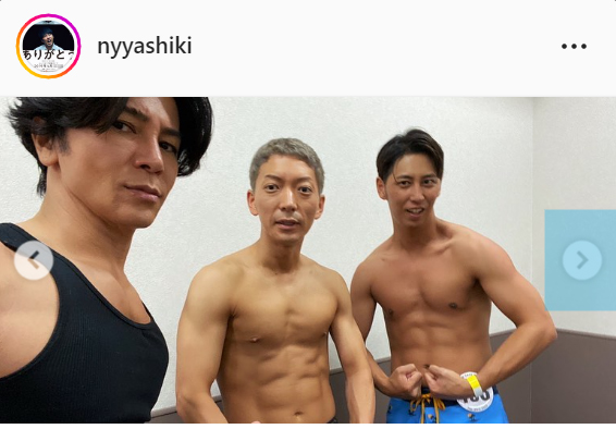 ニューヨーク屋敷裕政のインスタグラムより