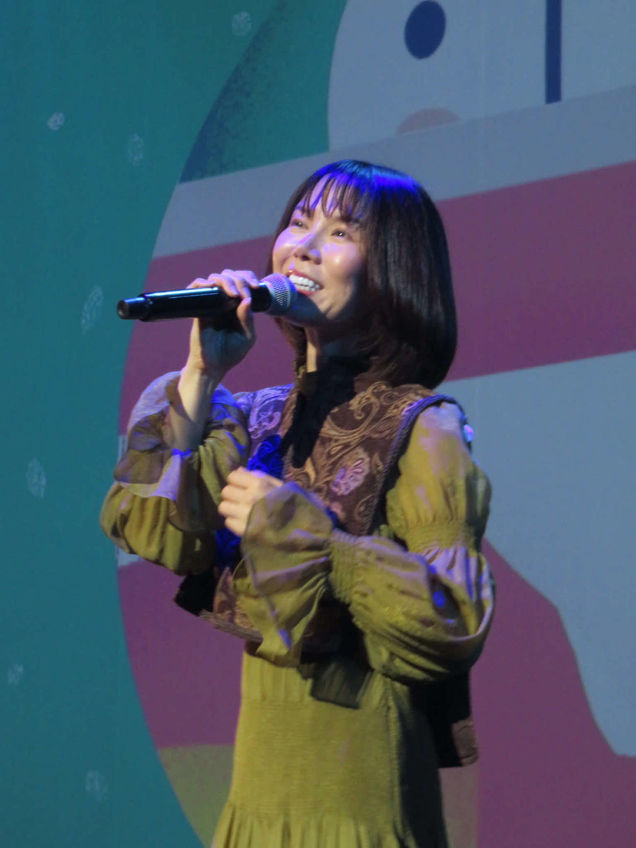 メジャデビュー5周年記念コンサートを行った半崎美子