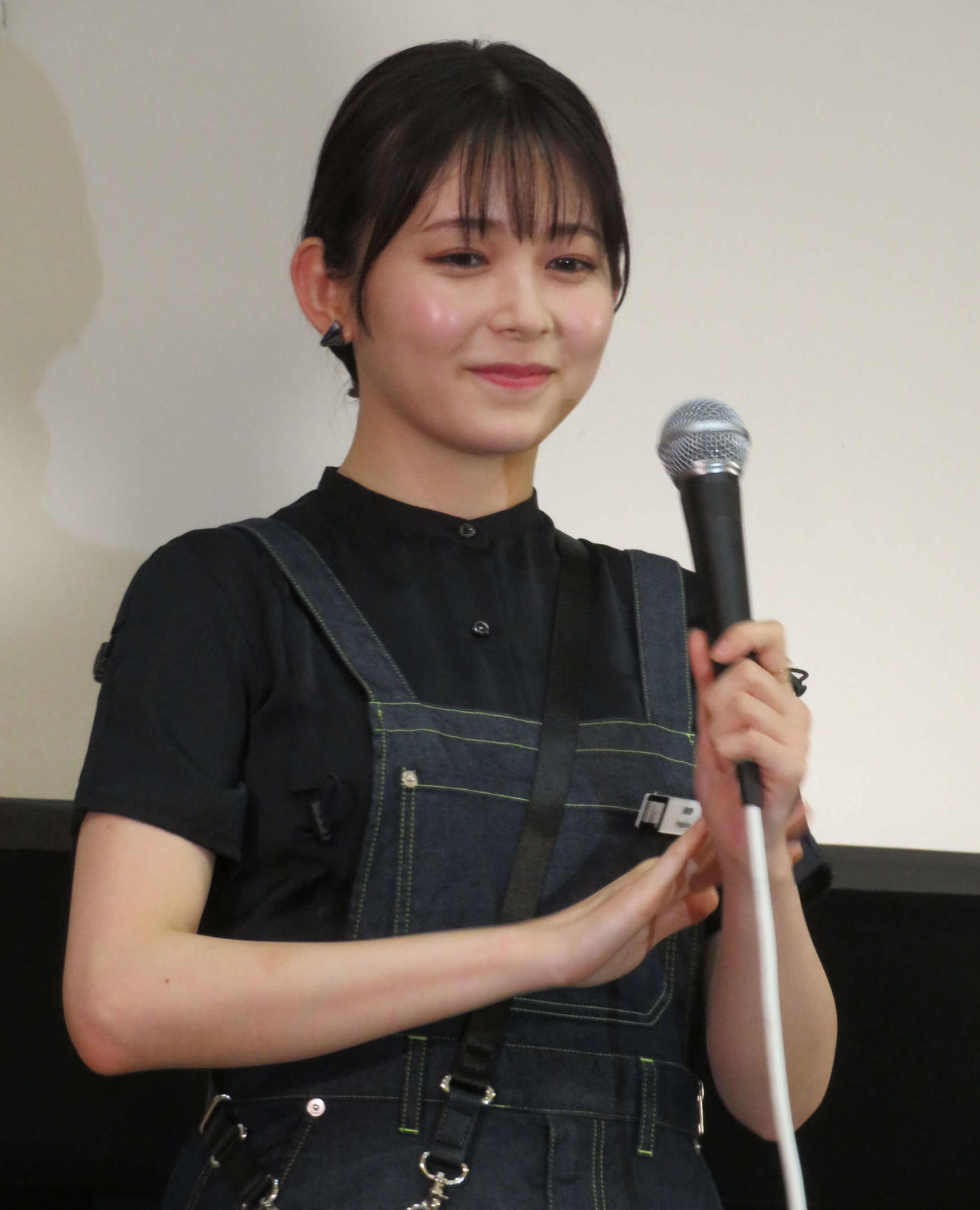ABCテレビのドラマ「青春シンデレラ」制作発表会見に出席した久間田琳加（撮影・村上幸将）
