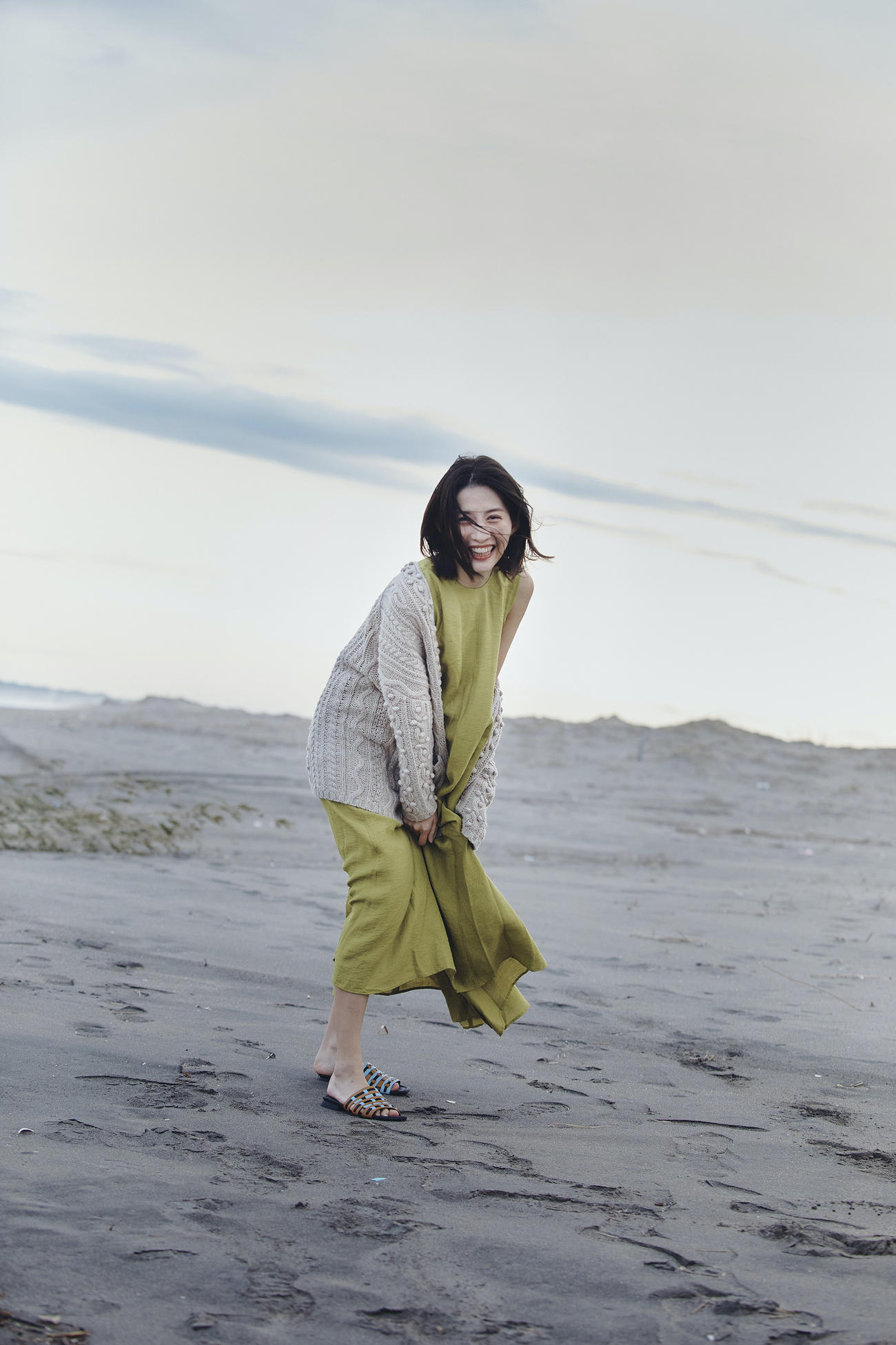 音声付きデジタル写真集「Down The Rabbit Hole」の加藤理恵