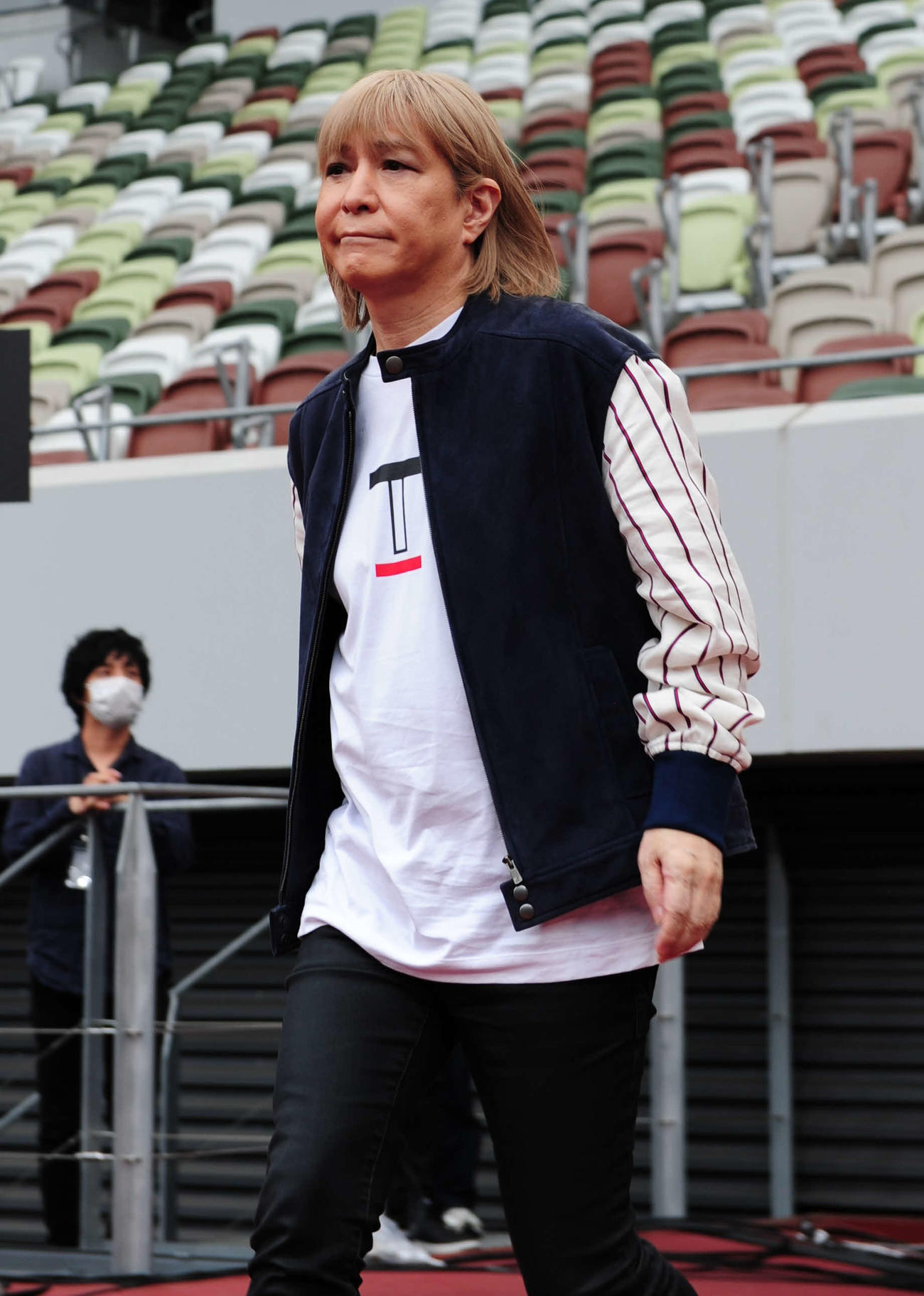 芦田多恵さんのファッションショーで音楽を奏でた小室哲哉