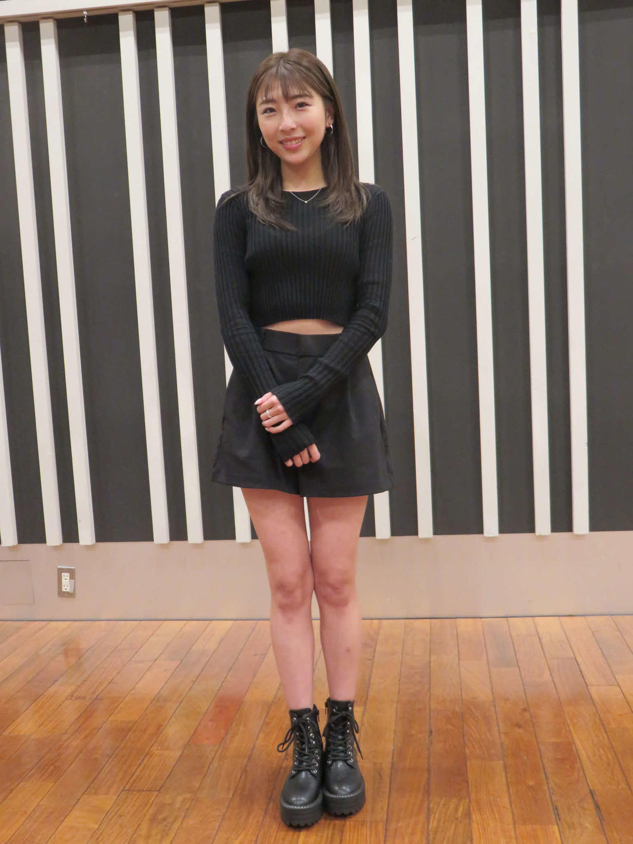 藤田まことさんの孫娘の歌手花リナ