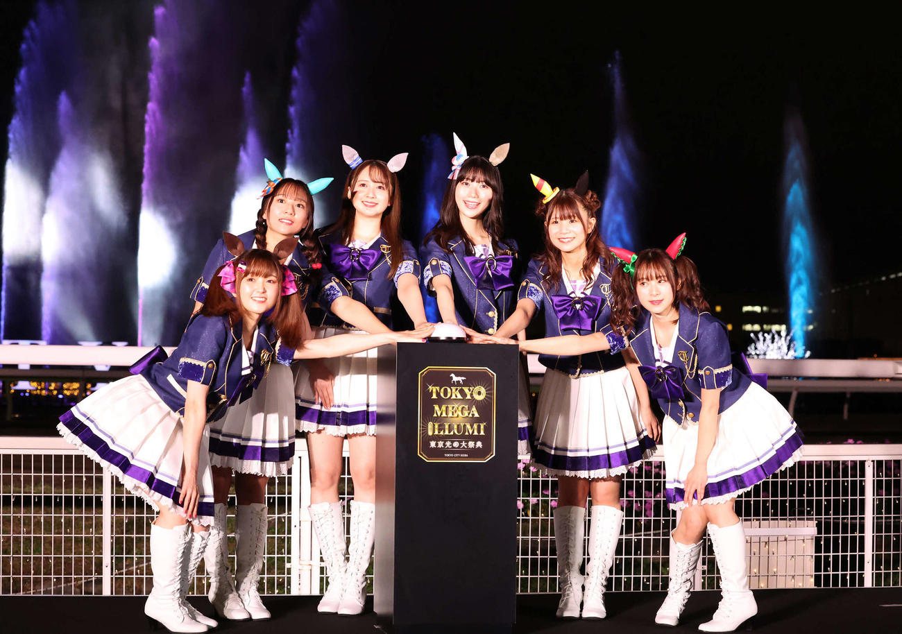 東京メガイルミ点灯式を行ったウマ娘の、左から大和田仁美、菊池紗矢香、高柳知葉、須藤叶希、稲垣好、前田佳織里（撮影・丹羽敏通）