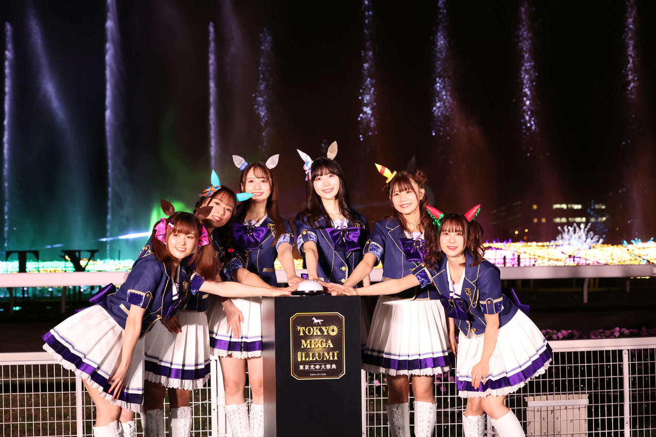 東京メガイルミ点灯式を行ったウマ娘の、左から大和田仁美、菊池紗矢香、高柳知葉、須藤叶希、稲垣好、前田佳織里（撮影・丹羽敏通）