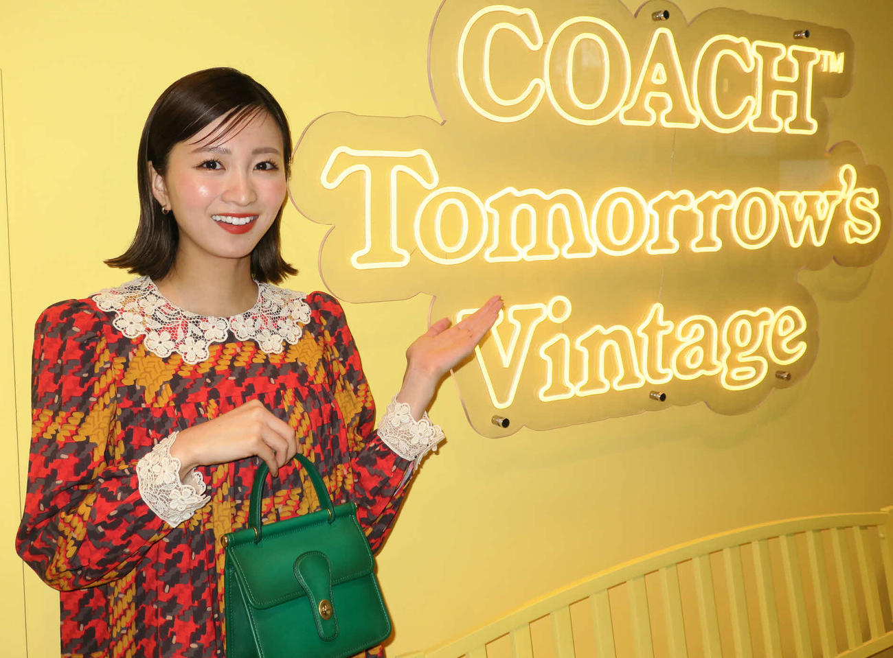 渋谷パルコの「コーチ“Tomorrow’s Vintage”」ポップアップストアに来店した岡崎紗絵