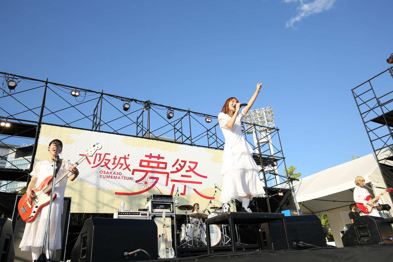 『LIVE GUMBO PARK SPECIAL LIVE』で全8曲を披露したSCANDAL（提供写真＝撮影・田浦ボン）