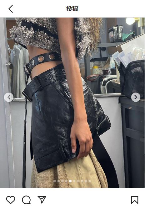 ローラのインスタグラムより