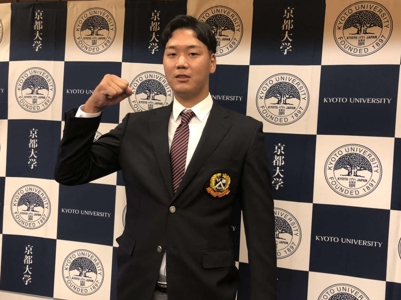 ソフトバンク育成7位で指名された京大・水口（撮影・益子浩一）