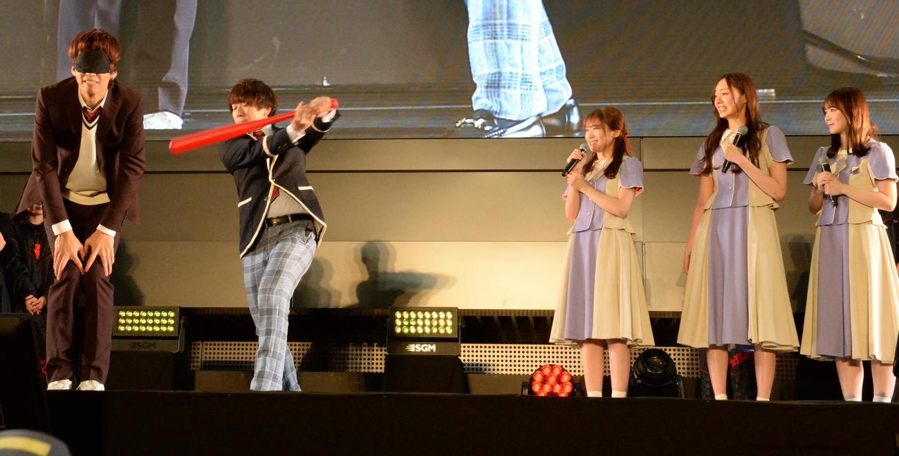 左から、はじめしゃちょー、水溜りボンドのカンタ、乃木坂46秋元真夏、梅澤美波、田村真佑