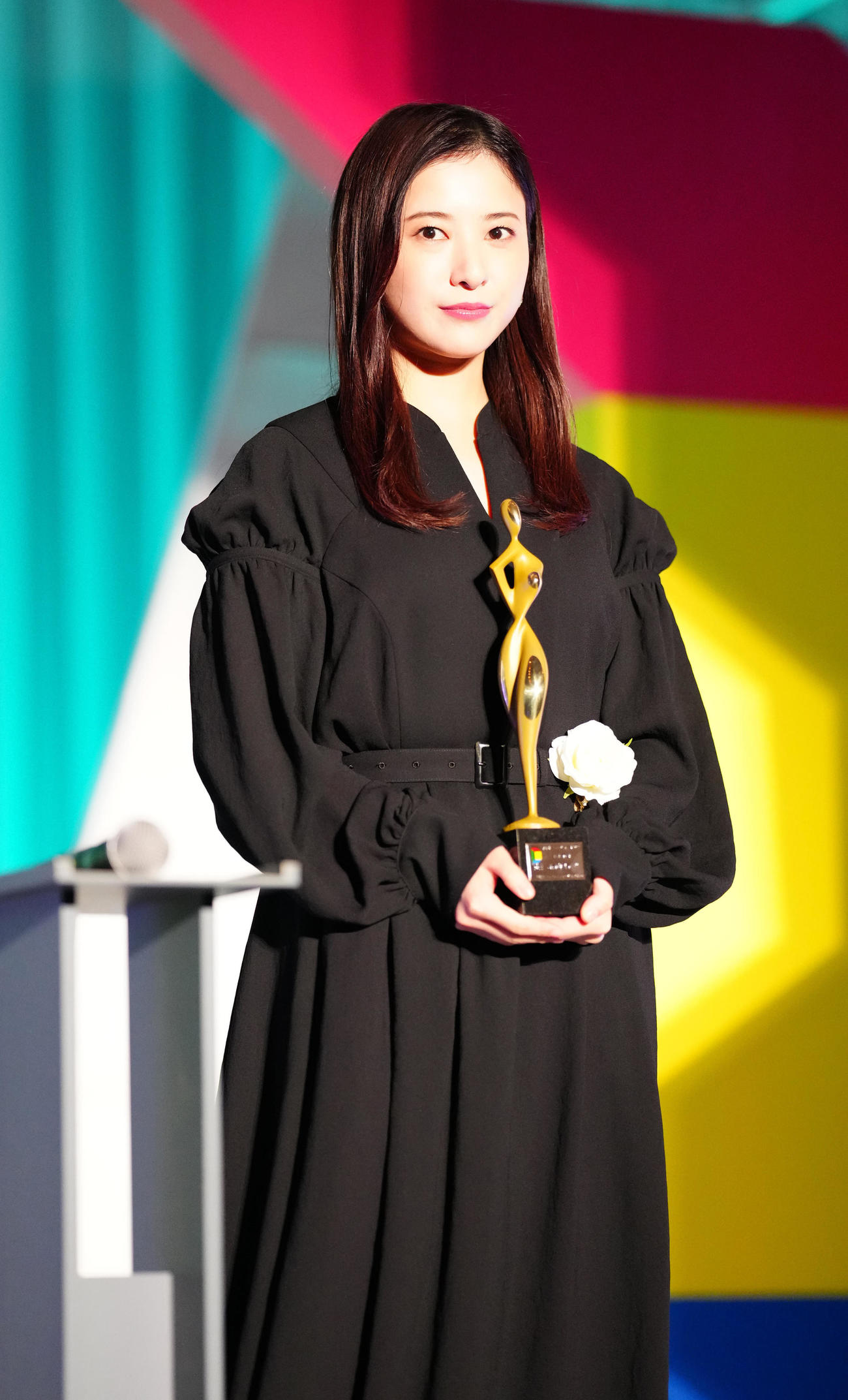 「東京ドラマアウォード2022」授賞式に臨む主演女優賞の吉高由里子（撮影・江口和貴）