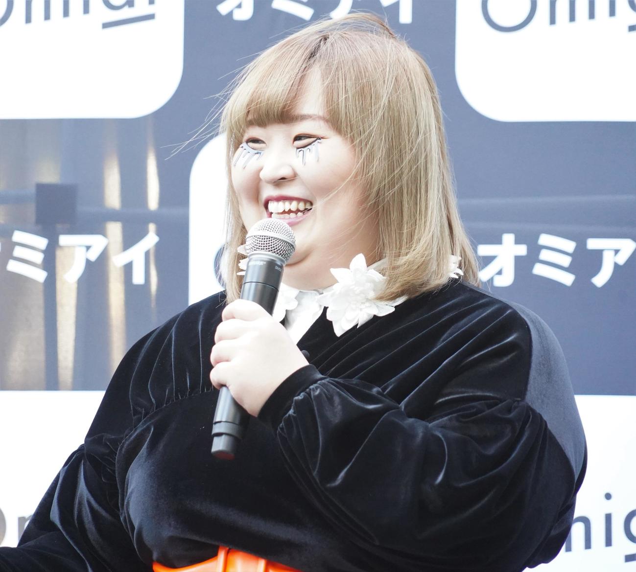 マッチングアプリのリアル体験イベントの取材会に出席したお笑いトリオ、3時のヒロインかなで（撮影・佐藤成）