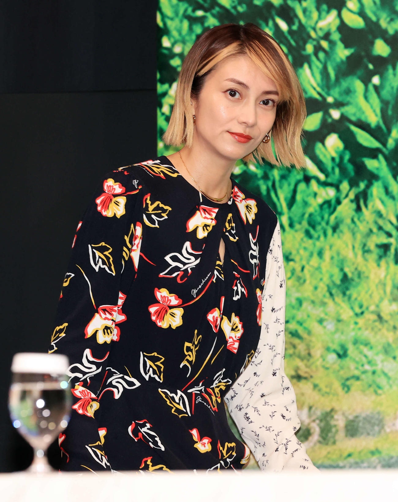 「Dr．コトー診療所」製作報告会見に登壇する柴咲コウ（撮影・浅見桂子）