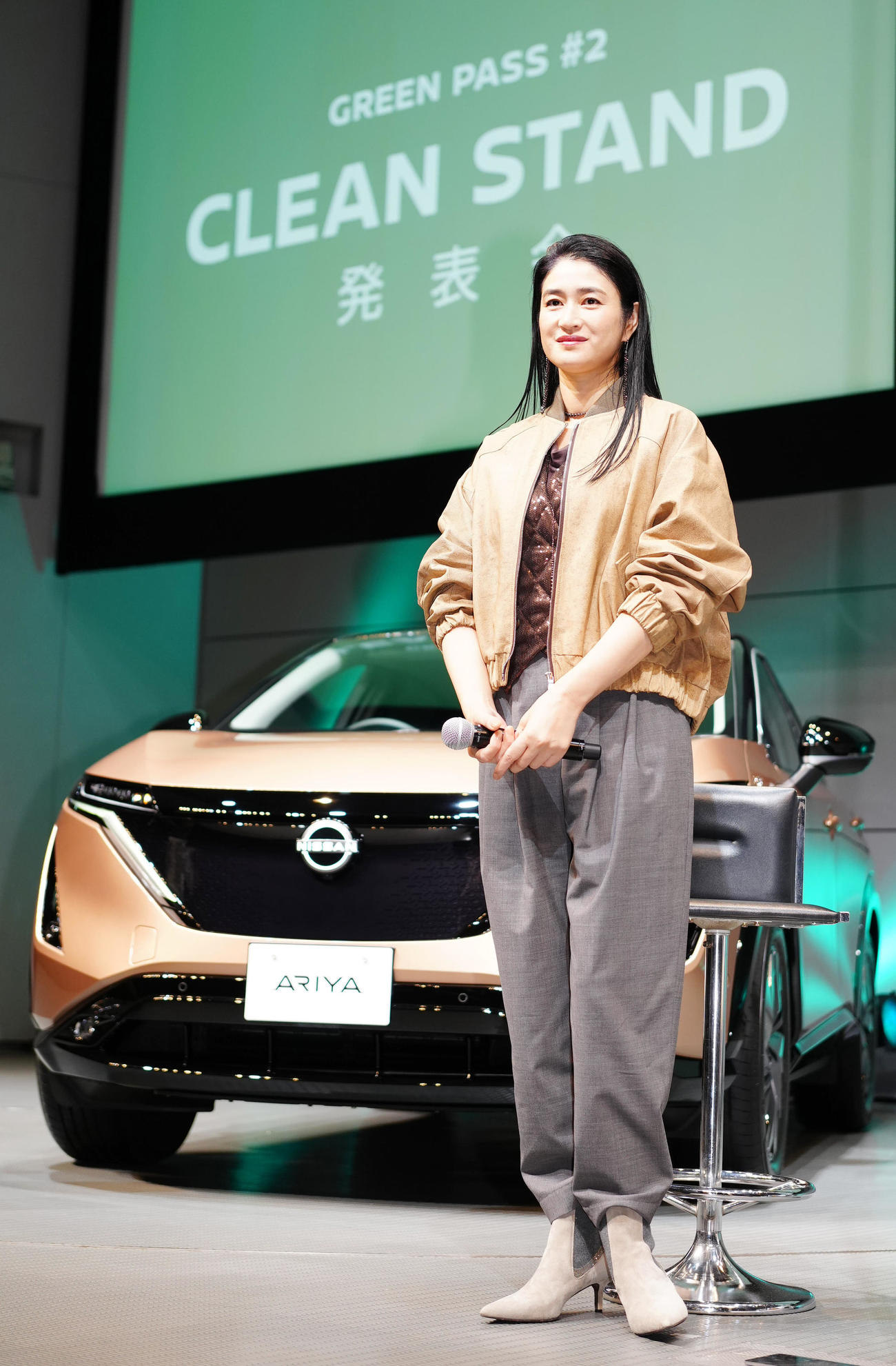 「CLEAN STAND」発表会に臨む小雪（撮影・江口和貴）