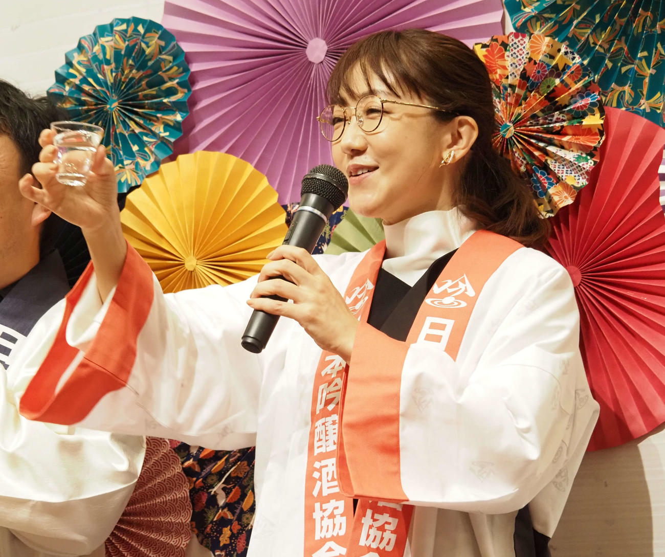唐橋ユミ 地方ロケで欠かさぬ吟醸酒チェック 無駄をそぎ落としたところが好き 実家は酒蔵 芸能写真ニュース 日刊スポーツ