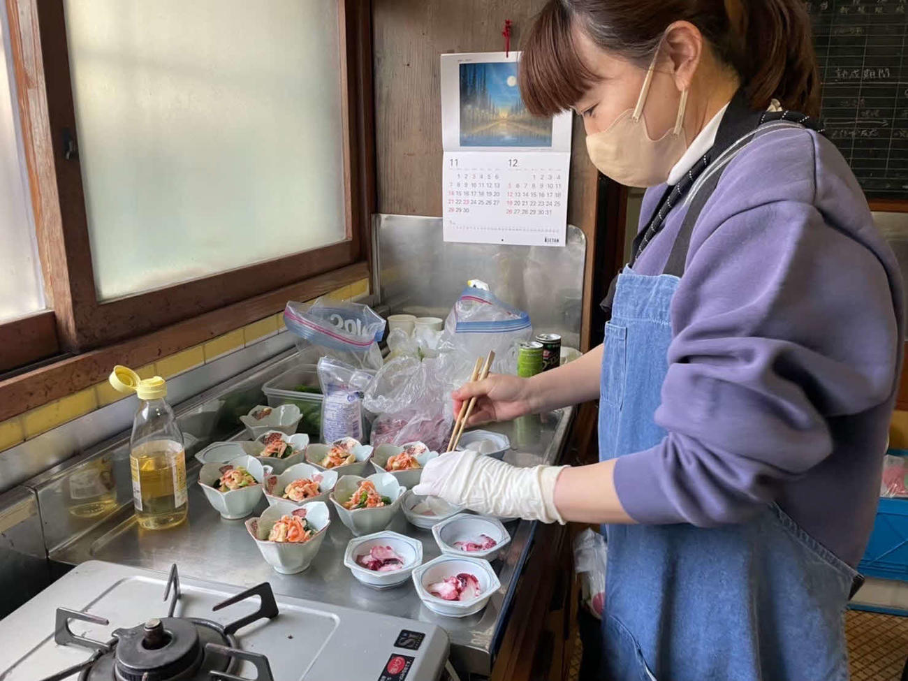 はらゆうこさんがフードコーディネートを担当した、ドラマの撮影現場の様子