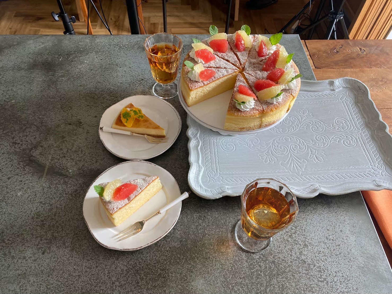 撮影現場ではらさんがフードコーディネートした料理
