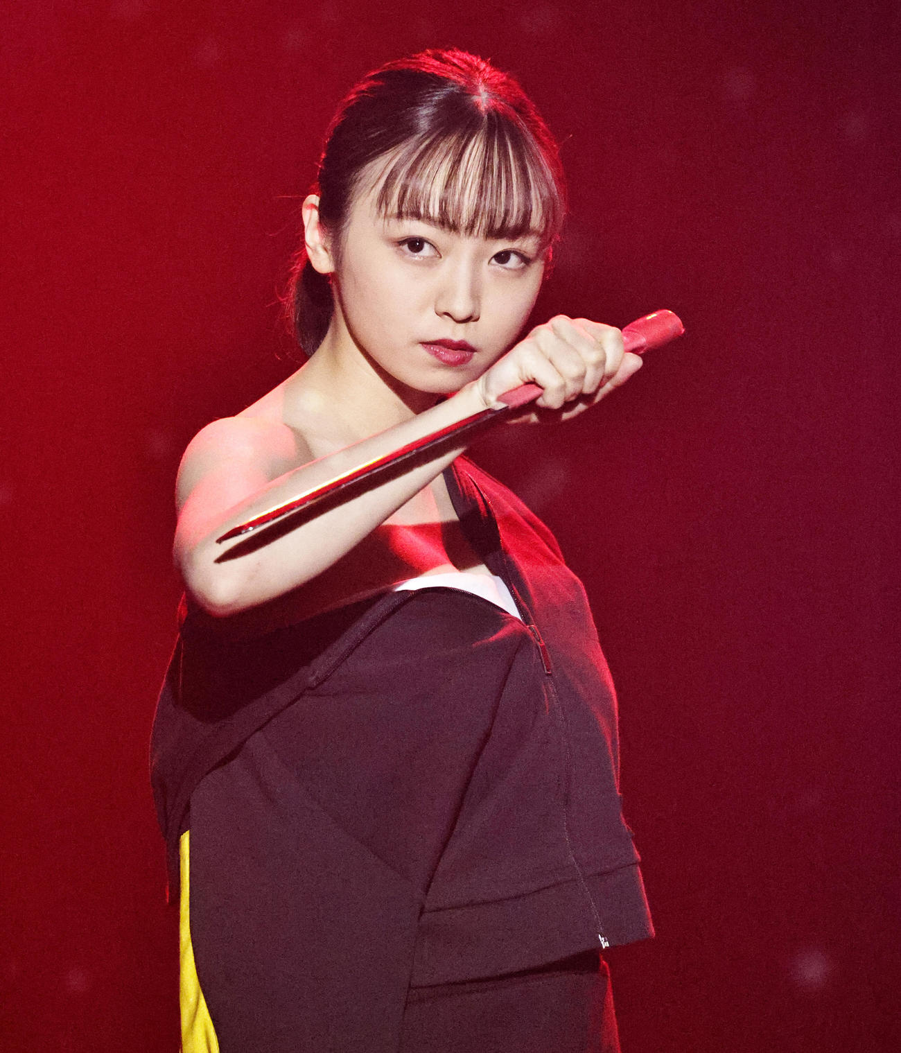 舞台「修羅雪姫」で熱演する今泉佑唯（21年11月19日撮影）
