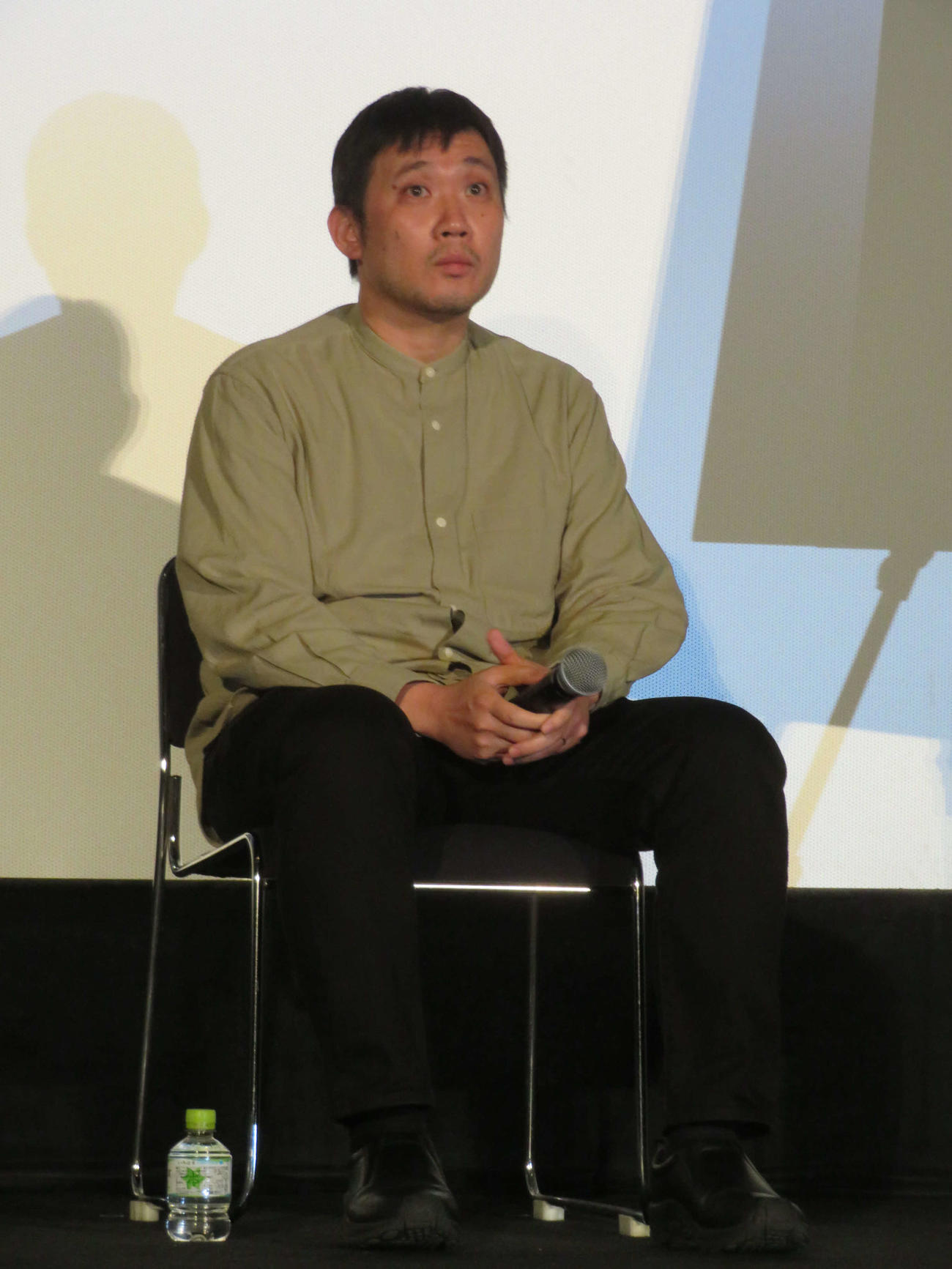 東京国際映画祭で上映された台湾映画「エドワード・ヤンの恋愛時代　レストア版」トークショーに登壇した濱口竜介監督（撮影・村上幸将）