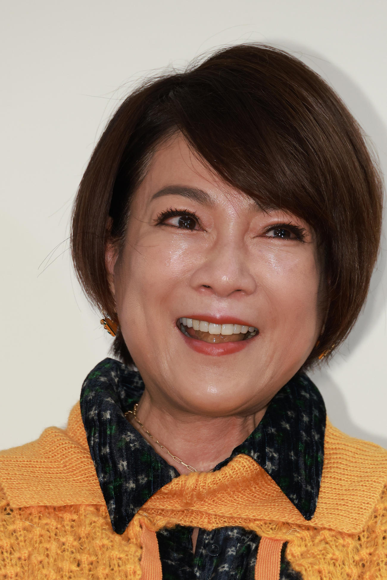 号泣しながらデビュー40周年記念ライブ開催を発表する堀ちえみ（撮影・中島郁夫）