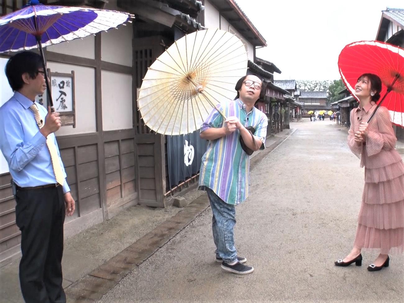 「ダイアンの『く～る京都』」でユースケの「後輩女優」役で出演した熊田曜子（右端）