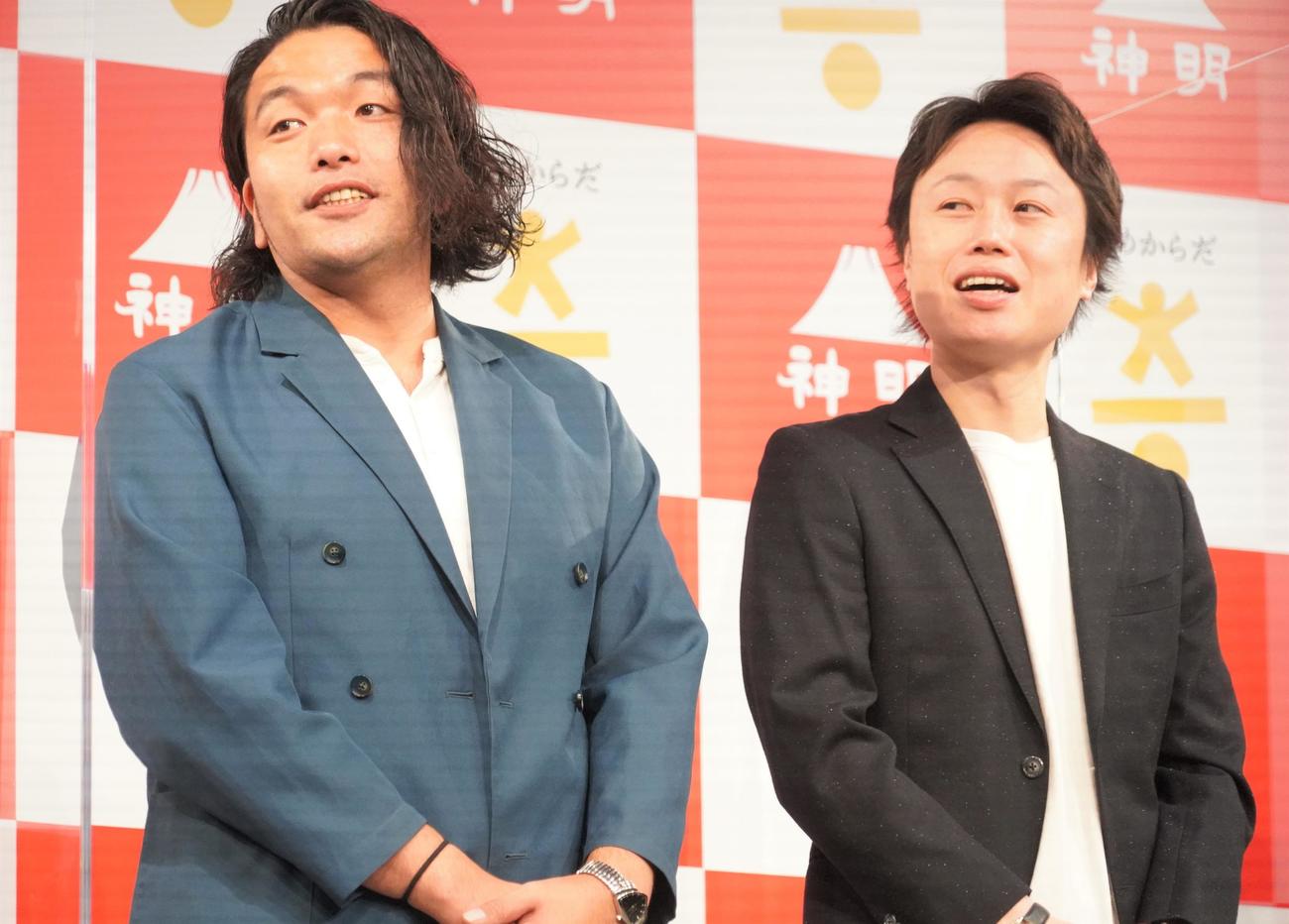 米の新ブランド「こめからだ」発売発表記者会見に出席したお笑いコンビ、見取り図の盛山晋太郎（左）とリリー（撮影・佐藤成）
