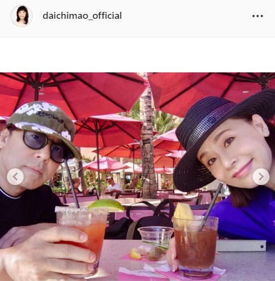 大地真央はカフェで夫の森田恭通氏とツーショット（大地真央のインスタグラムより）