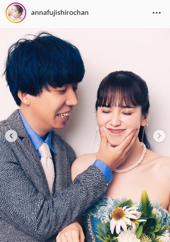 Neko Hackerのセラと藤城アンナは仲むつまじい姿でツーショット（藤城アンナのインスタグラムより）
